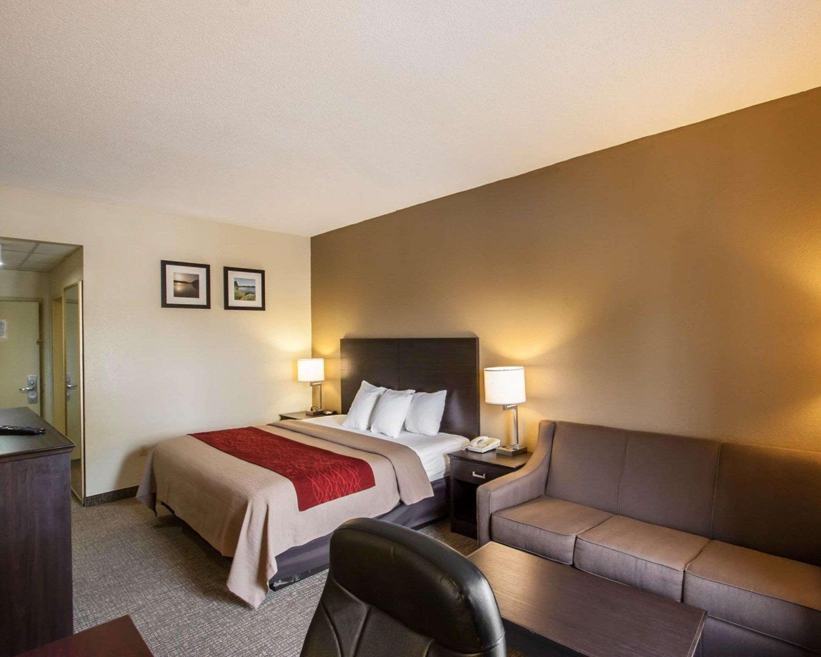 Quality Inn Hayti North Exterior photo
