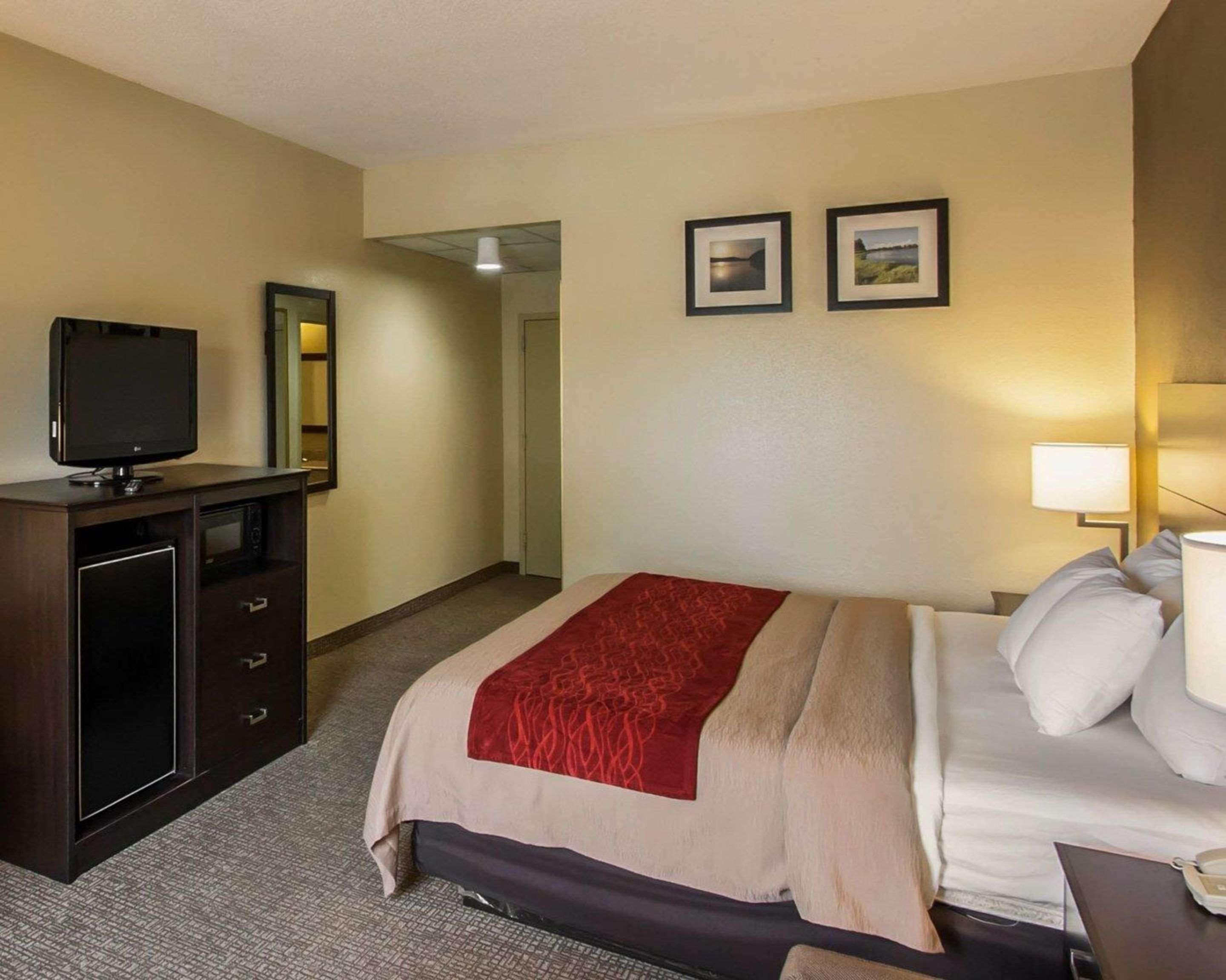 Quality Inn Hayti North Exterior photo