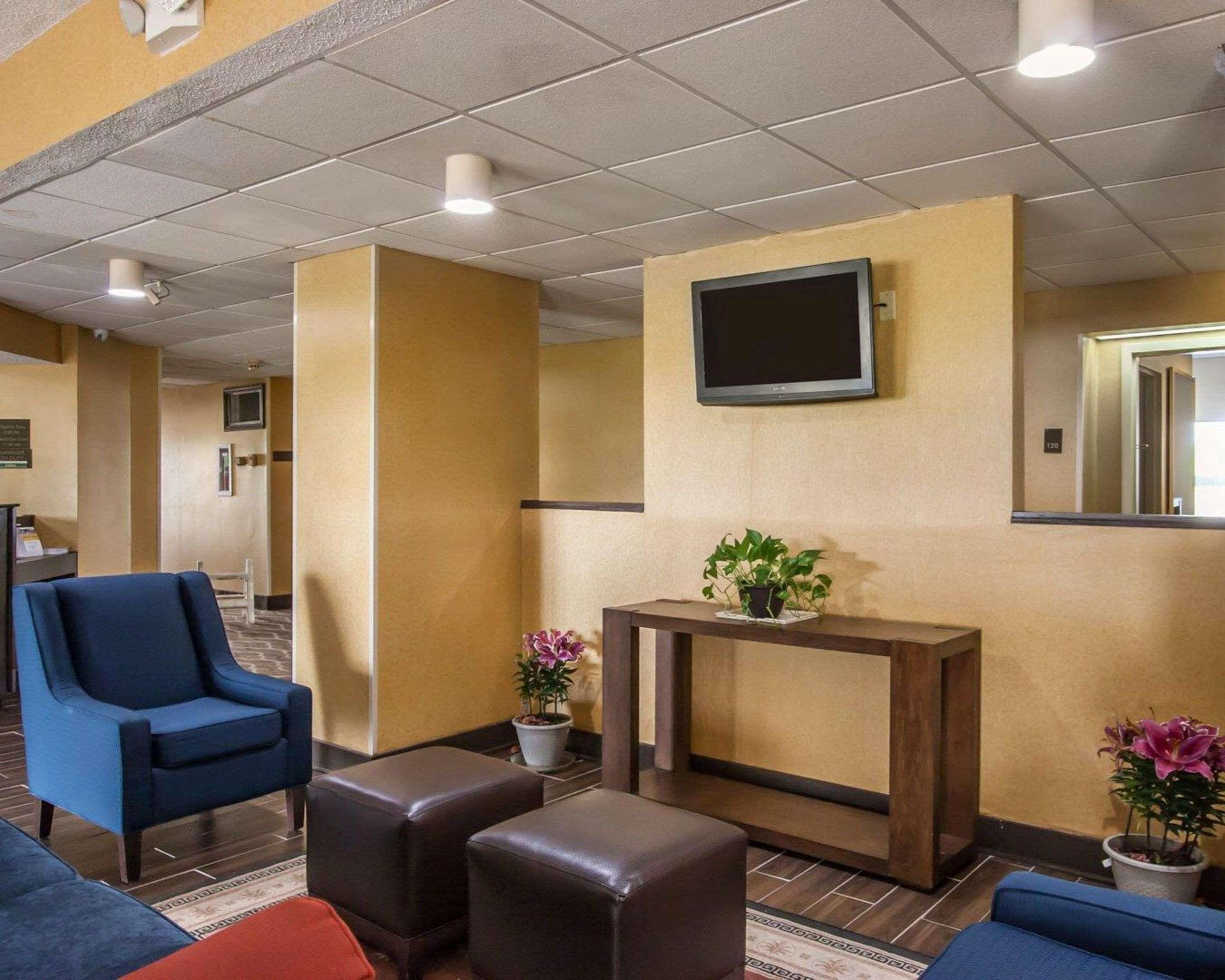 Quality Inn Hayti North Exterior photo