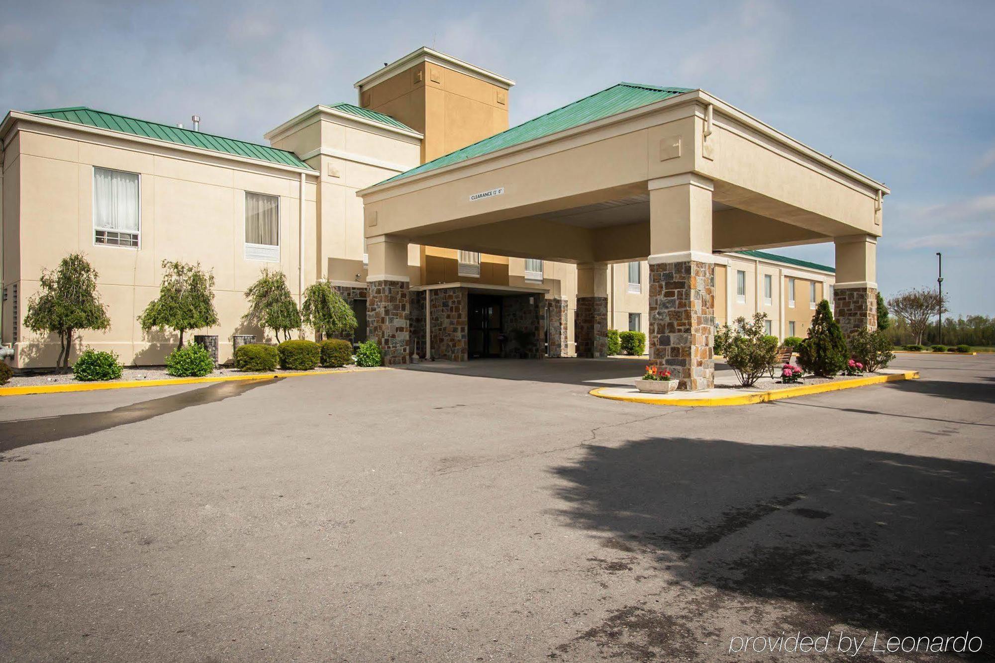 Quality Inn Hayti North Exterior photo