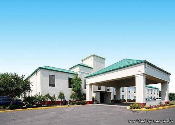 Quality Inn Hayti North Exterior photo